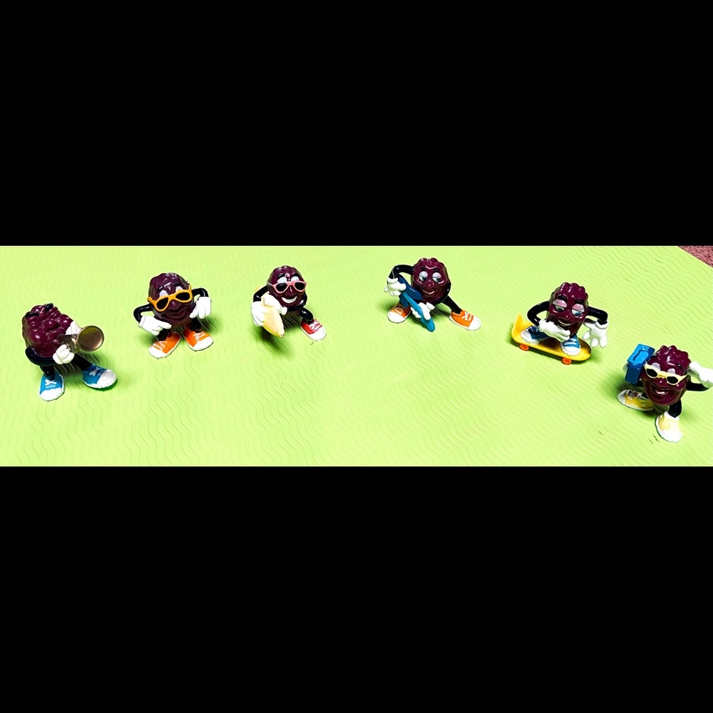 Vintage 1980’s Miniature California Raisins